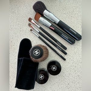 Chanel make up accessories
